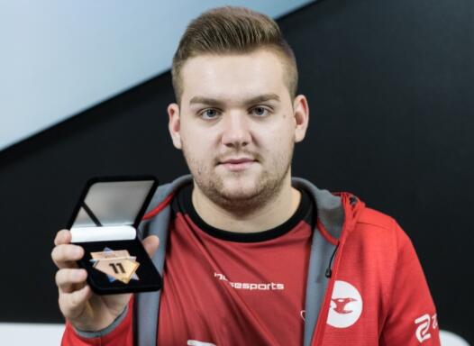 Liquid在与 The MongolZ 的比赛中输掉了FISSURE Playground 2；